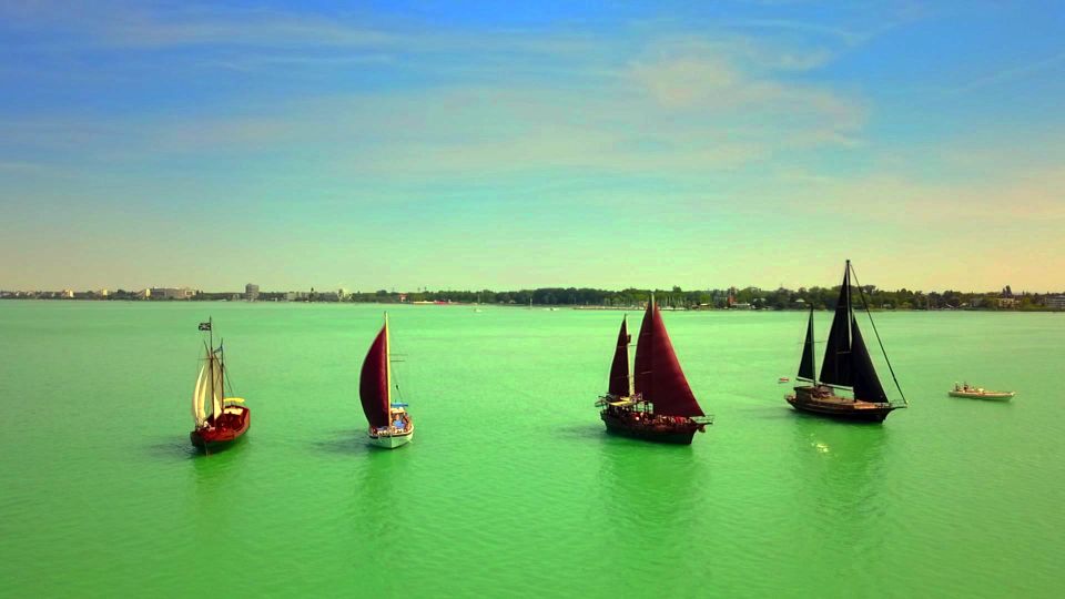 csapatepites-balatonon